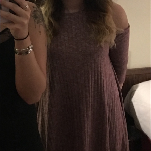 Dress - Picture 4 of 4